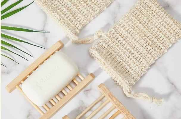 Exfoliating Soap Saver Bag & Bamboo Soap Holder image 1